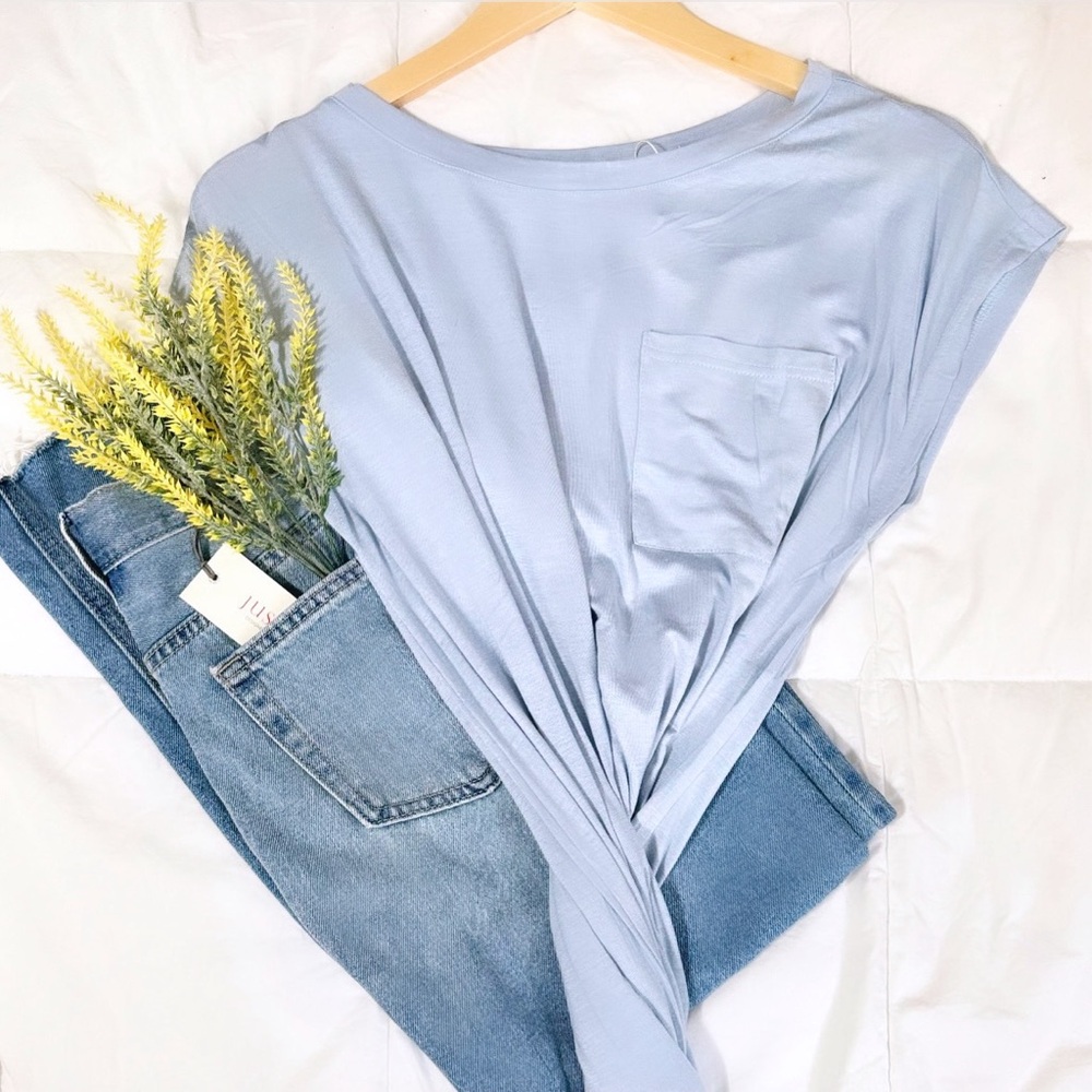 Finley T-Shirt
